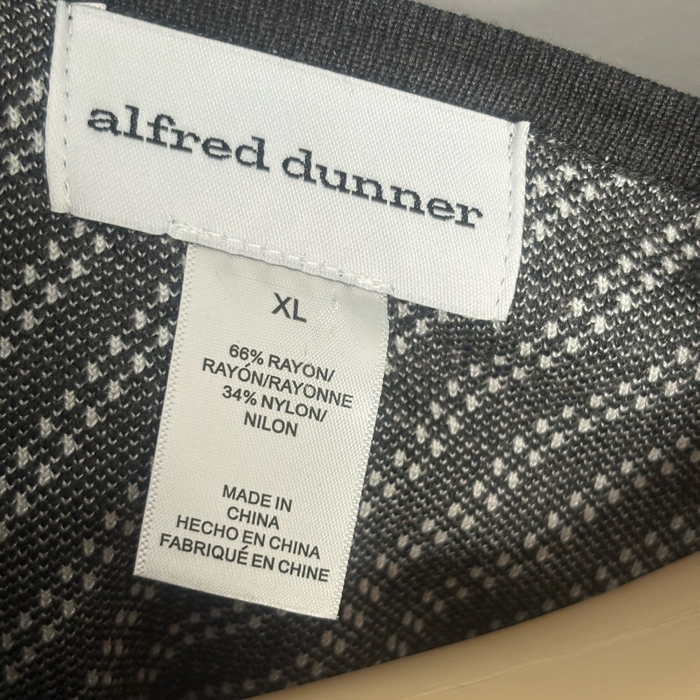 Alfred Dunner Black and White Floral Sweater - Picture 10 of 10